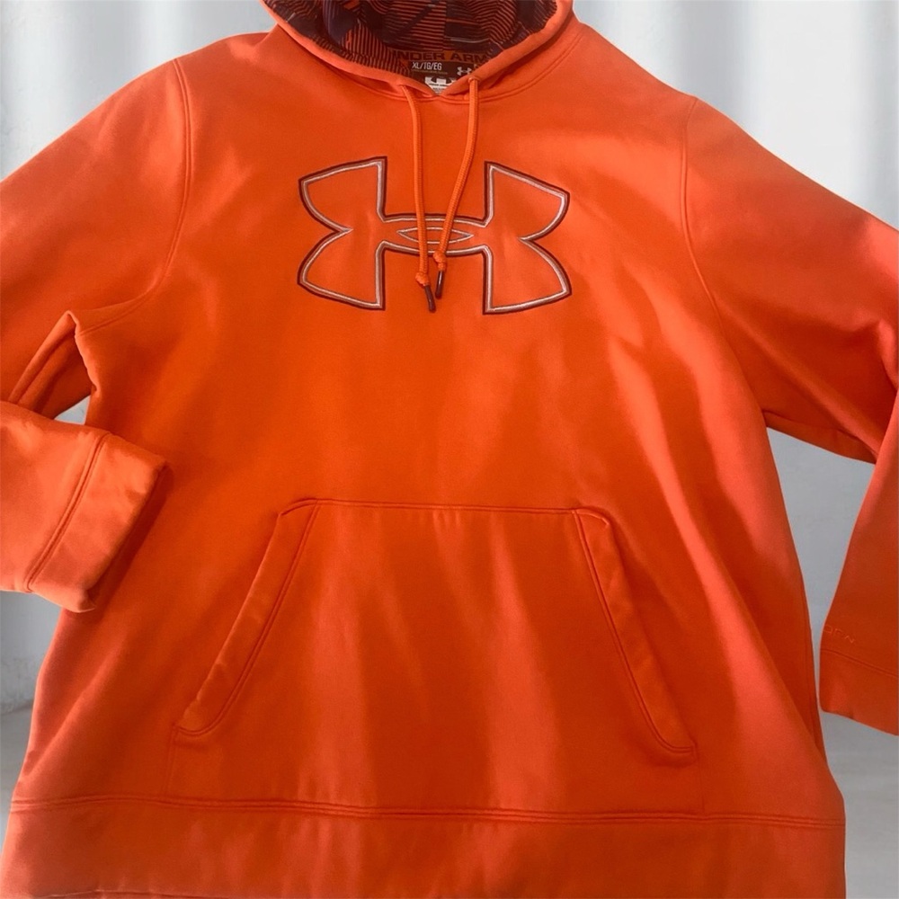Under Armour Vibrant Orange Hoodie women’s Sz XL Loose fit
